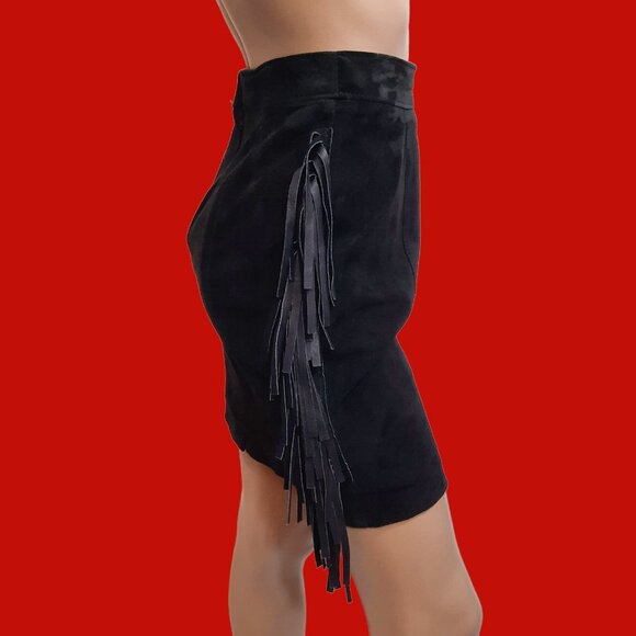 Vintage 90s Black Fringed Suede Mini Skirt Size S Western Rocker Grunge Indie - Picture 9 of 10